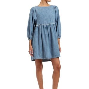 Denim dress with balloon sleeves and pockets